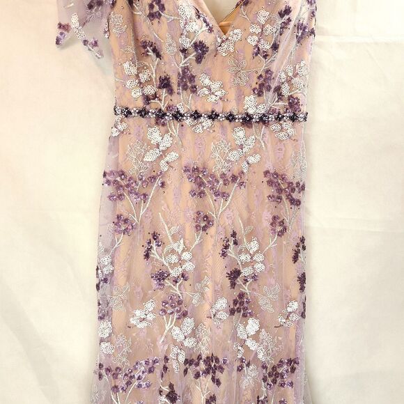 New Mac Duggal 79301 Amethyst Embroidered & Sequin Mesh & Lace Mermaid Gown  (8) - Picture 4 of 16